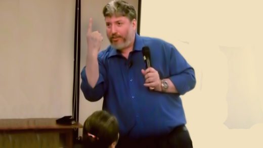 Shocker in Manila! (Part 1) – Christian Audience Member Challenges Rabbi Tovia Singer with Isaiah 53